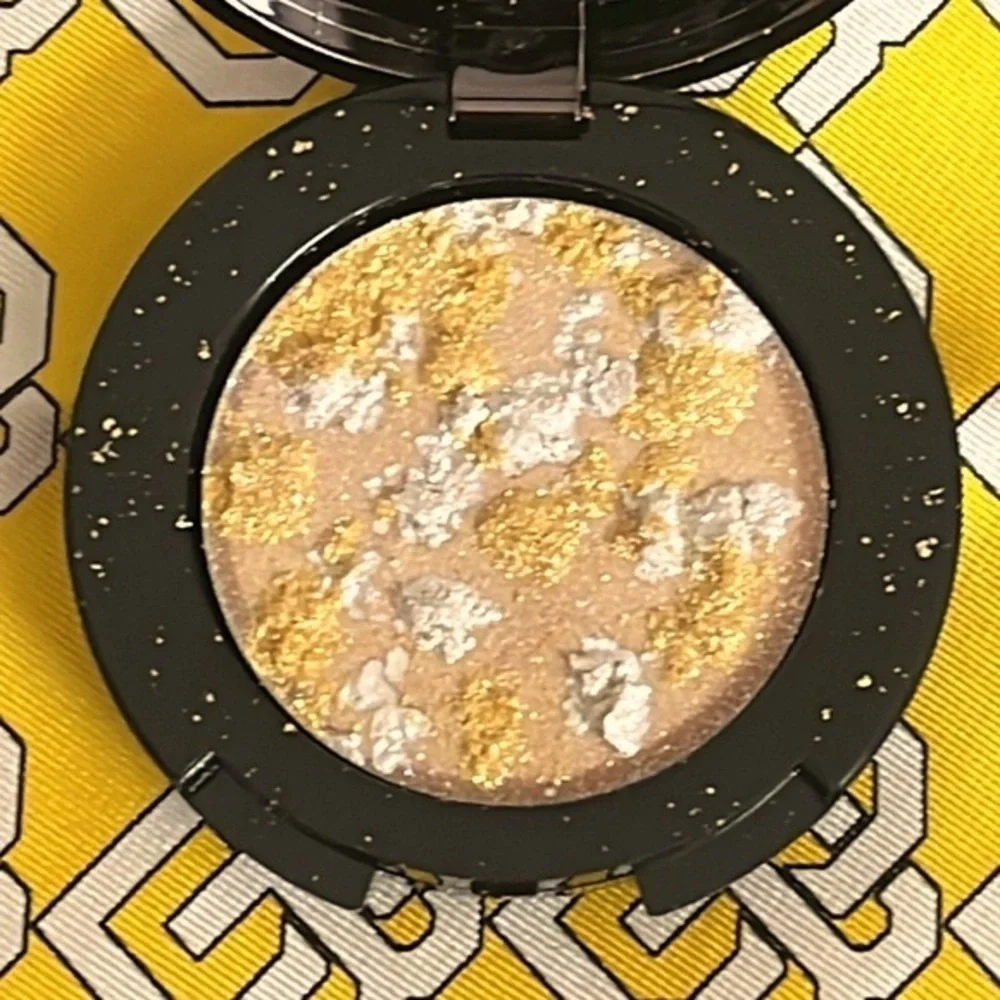 Brand New Bodyography Cream Shadow Glitz Pigmented Metallic Sparkly Gold Neutral